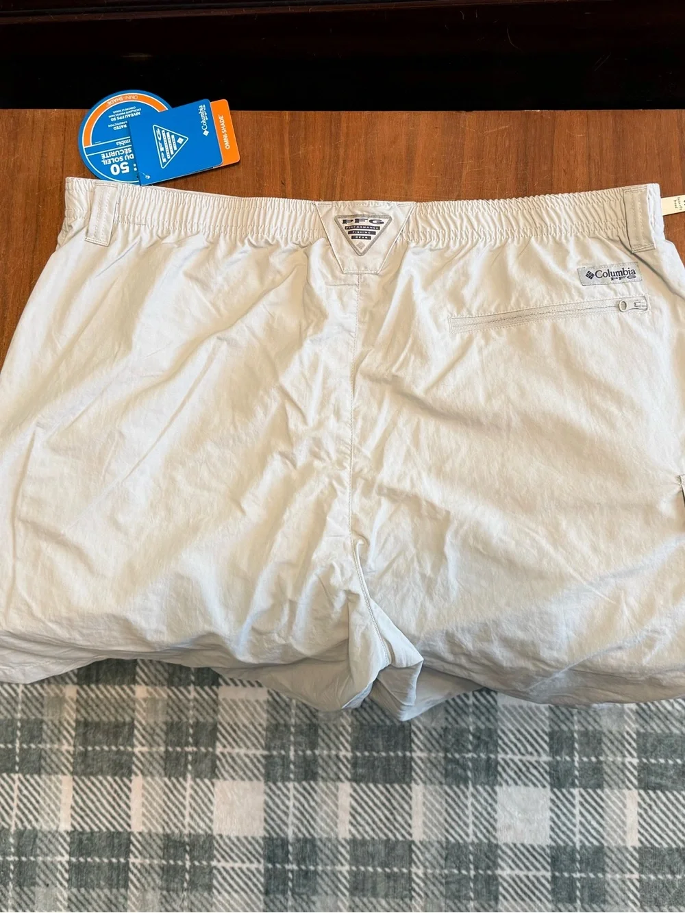 Columbia Men's XL Bahama Cargo Shorts with UPF 50, Performance Fishing Gear NWT